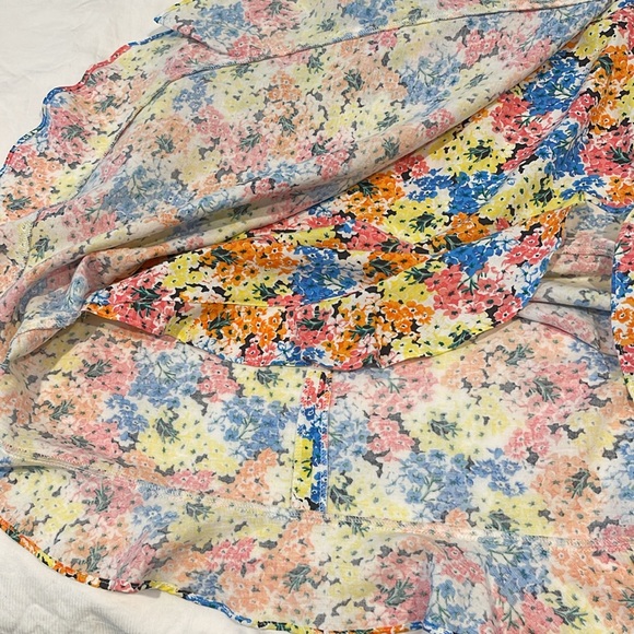 Ann Taylor LOFT | Yellow Pink Floral Faux Wrap Skirt Sz 4 - Picture 9 of 10